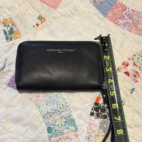 Adrienne Vittadini Black Leather Clutch - Picture 5 of 5